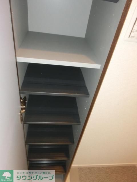 玄関　★シューズＢＯＸです★