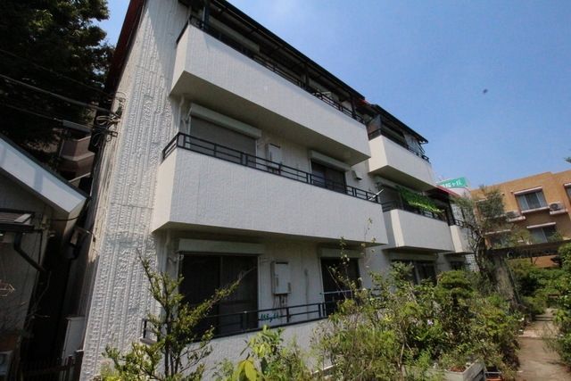 建物外観　★日当たりのとてもいい建物です★