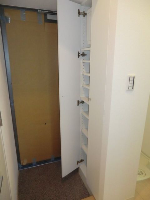 玄関　シューズボックス付玄関ルーム