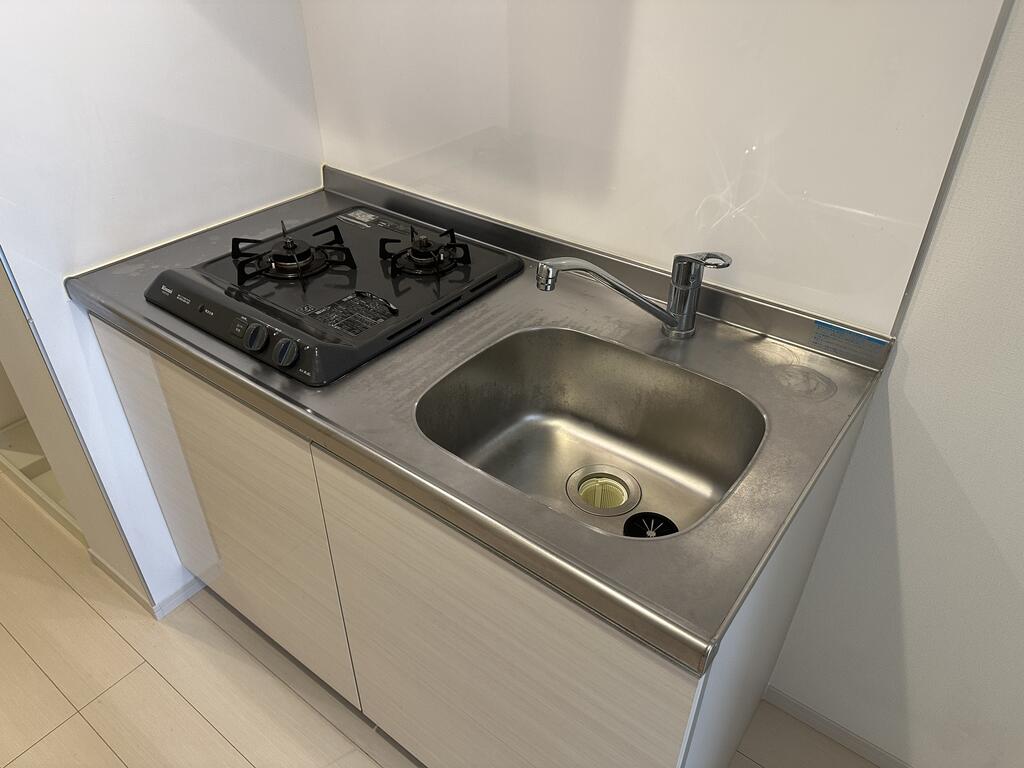 キッチン　※写真は別室のものです