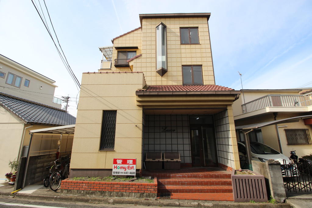 建物外観　倉敷中央病院からすぐ☆