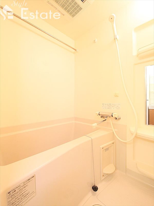 バス・シャワールーム　バスルーム