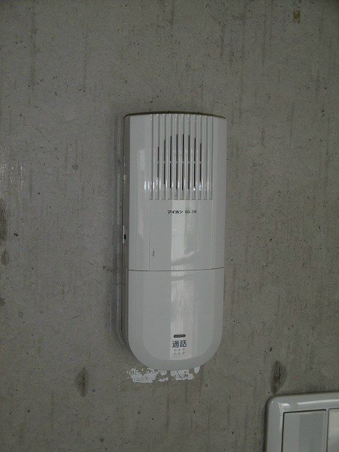 セキュリティ　インターホン　写真は別号室です