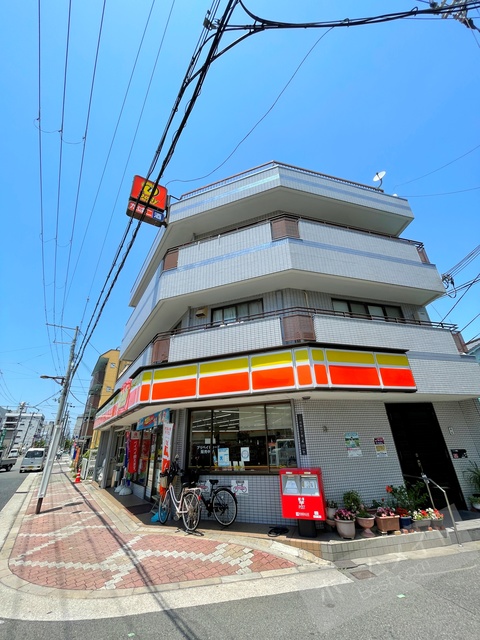 コンビニ　デイリーヤマザキ苅田六丁目店（コンビニ）まで572m