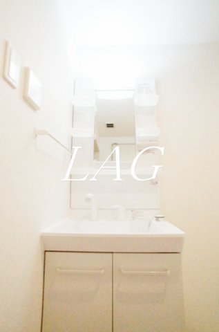 洗面設備　独立洗面台です。