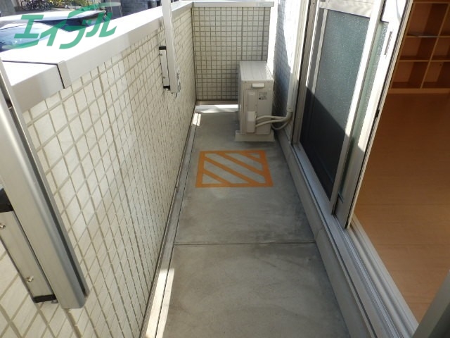 バルコニー　同型参考写真