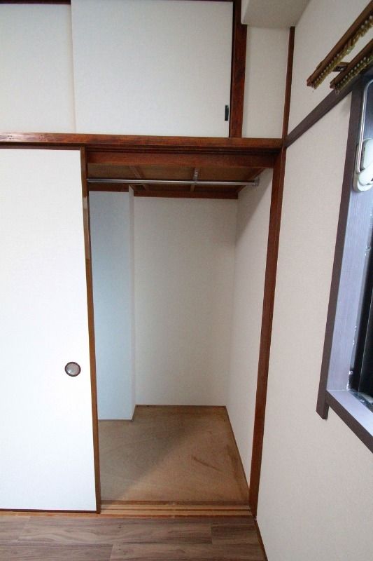 収納　洗濯機置場