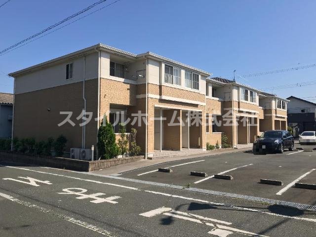 建物外観　外観写真（昼）