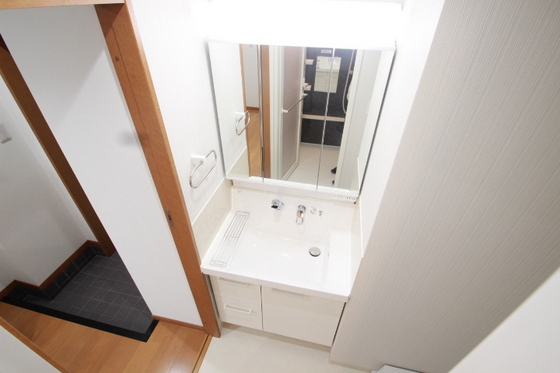 洗面設備　※別部屋の写真です