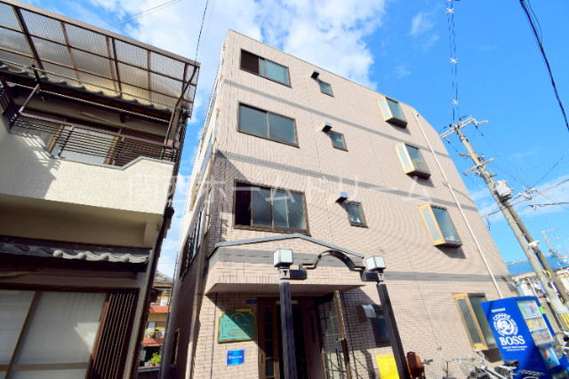 建物外観　外観写真（昼）