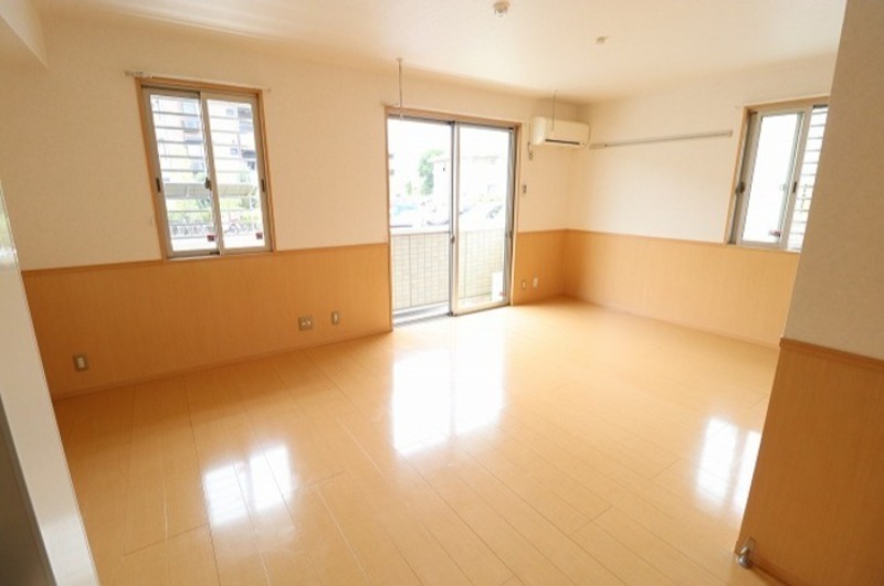 居室・リビング　図面と現状に相違がある場合には現状を優先