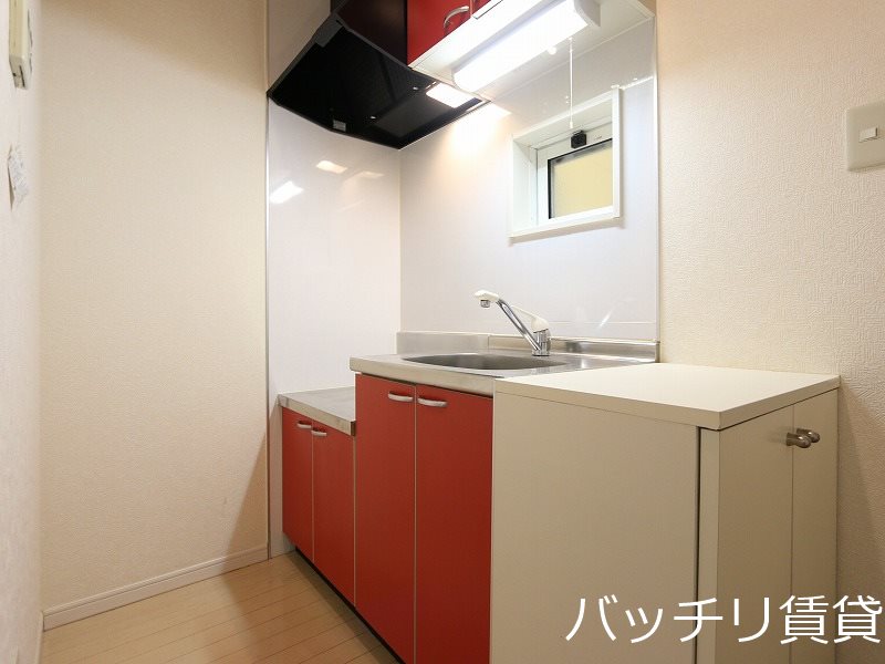 キッチン　同型タイプの為、現状を優先いたします