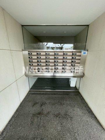 エントランス　清潔なエントランスです