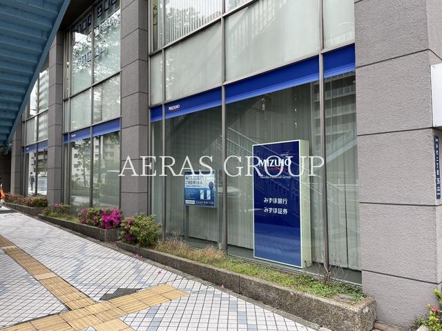 銀行　みずほ銀行 深川支店（銀行）まで176m