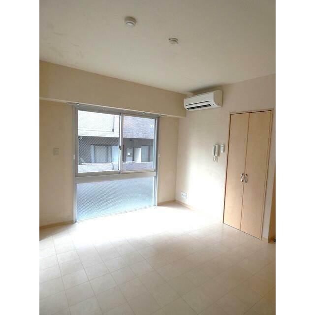 居室・リビング　同タイプの別のお部屋です