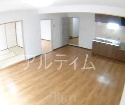 居室・リビング　別の部屋の写真