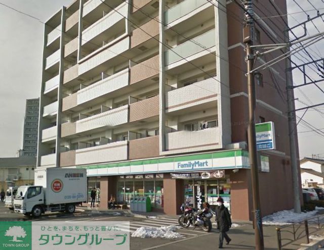 コンビニ　ファミリーマート辻堂神台店（コンビニ）まで130m