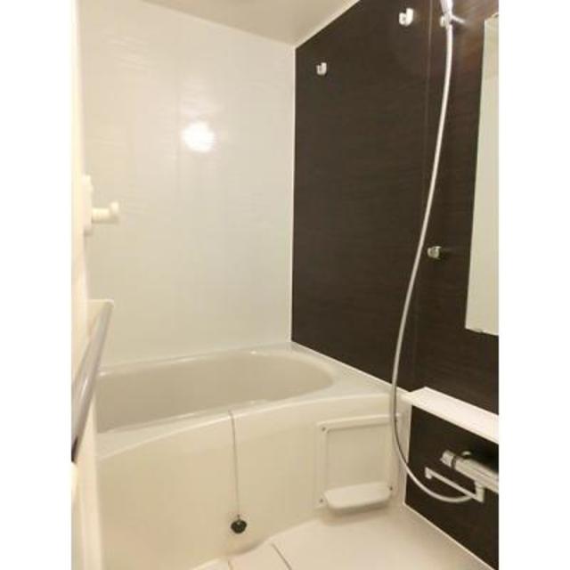 バス・シャワールーム　※写真は同タイプ住戸です。