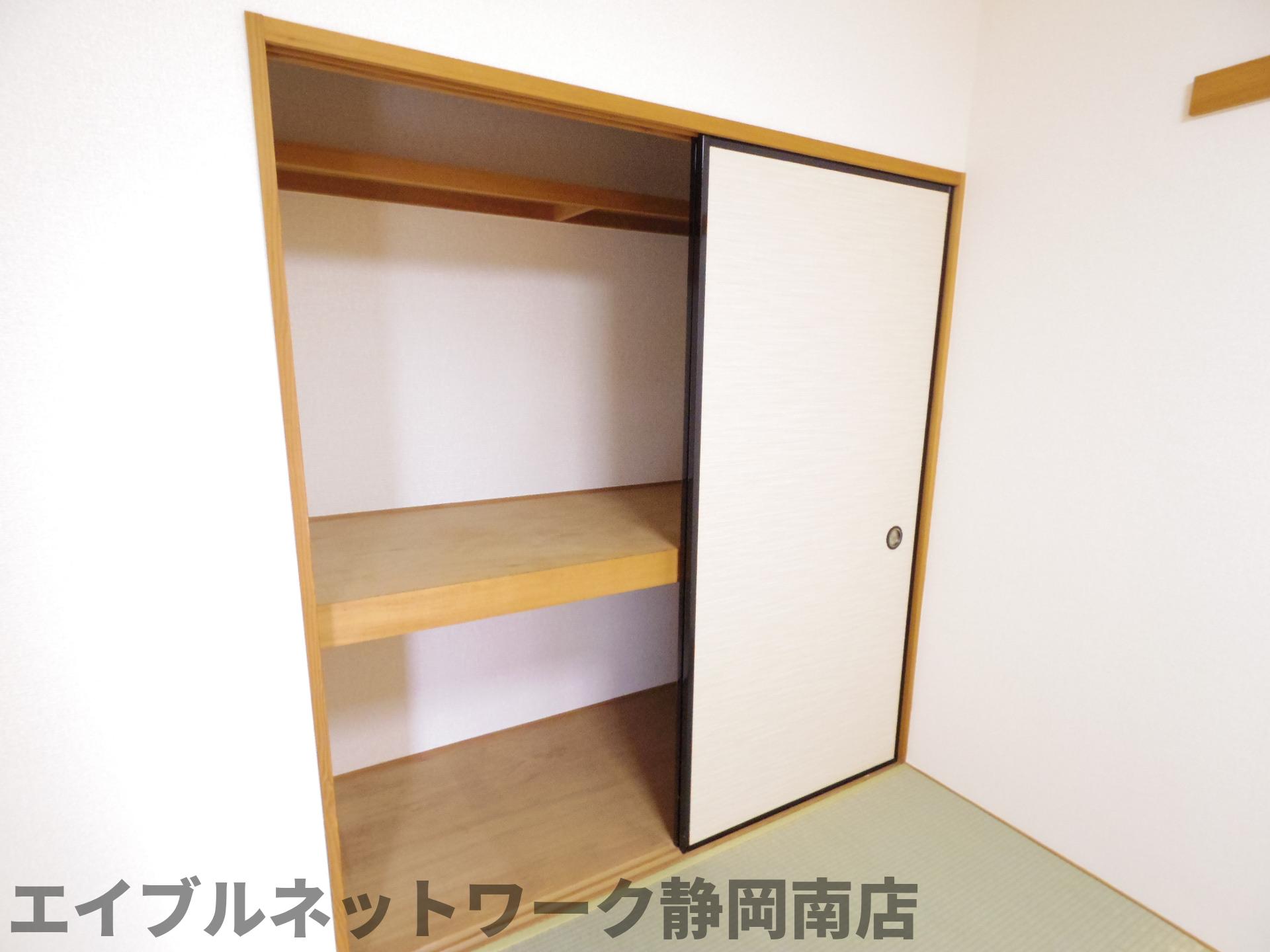 収納　ちょっとした収納スペースも充実しています