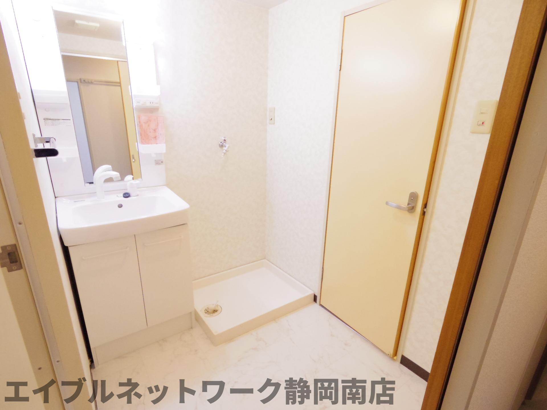 洗面設備　忙しい朝には欠かせない洗面所です