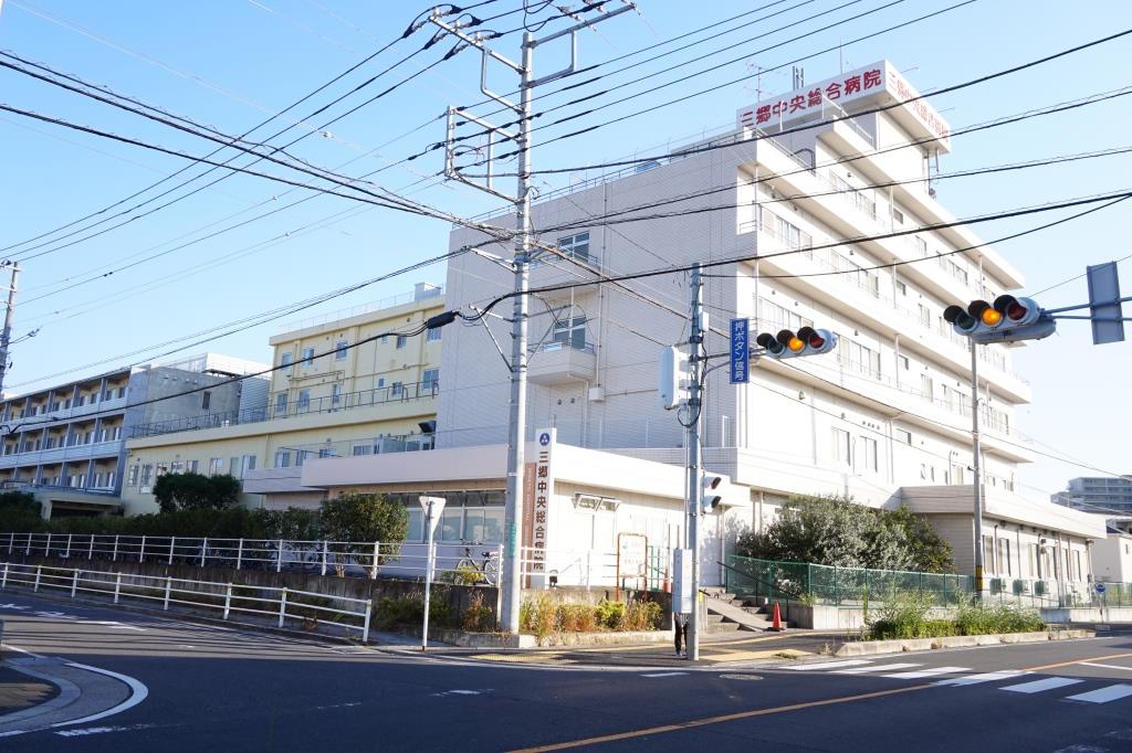 病院　三郷中央総合病院（病院）まで621m