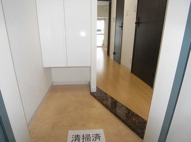 玄関　同一仕様