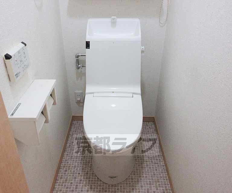 トイレ　シンプルな御トイレです