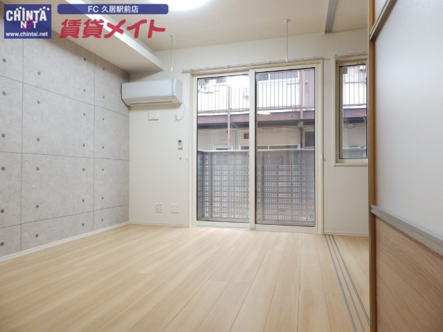 居室・リビング　別部屋の写真です