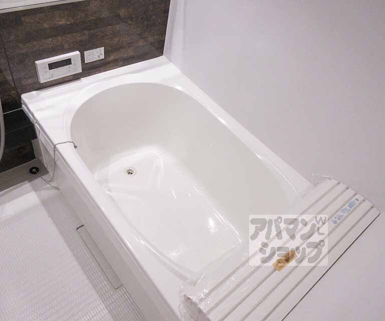 バス・シャワールーム　とっても綺麗なお風呂です