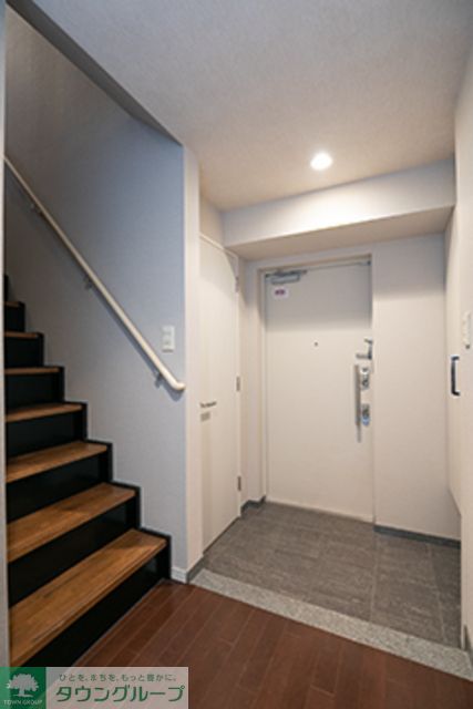 玄関　※写真は同タイプ住戸です。