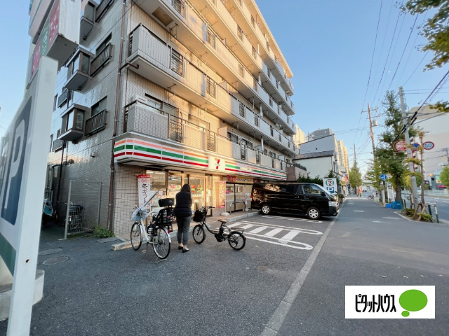 コンビニ　セブンイレブン足立中川４丁目店（コンビニ）まで174m