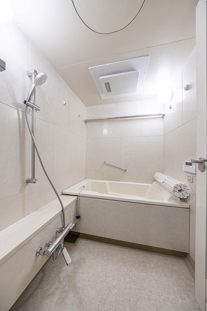 バス・シャワールーム　※写真は同タイプ住戸です。