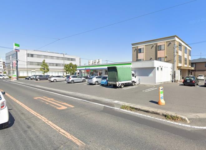 コンビニ　ファミリーマート下中野本町店（コンビニ）まで600m