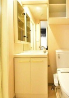 洗面設備　忙しい朝には欠かせない洗面所です