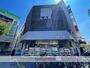 ドラックストア　マツモトキヨシ本八幡駅前店（ドラッグストア）まで179m