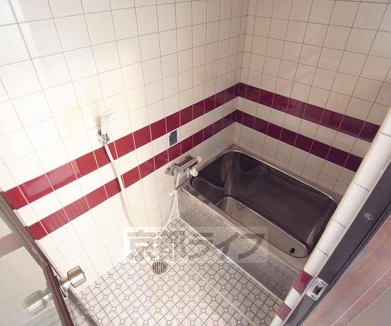 バス・シャワールーム　・お問合せは京都ライフまで・