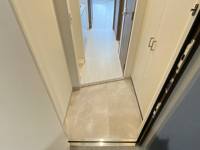 玄関　参考写真