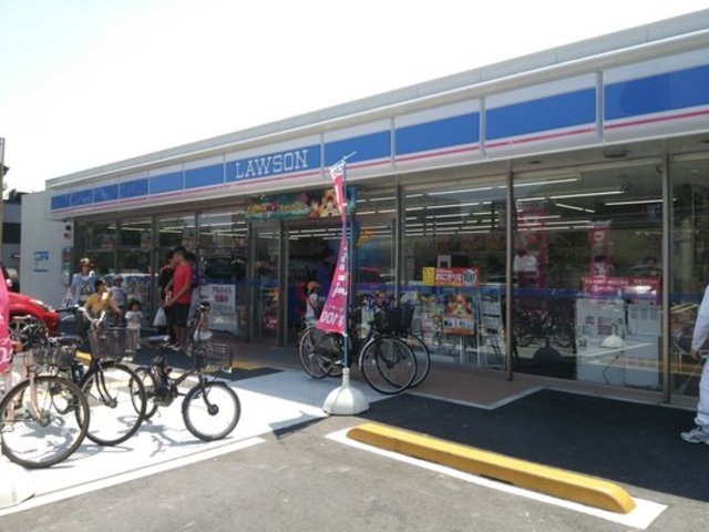 コンビニ　ローソン東豊中町二丁目店（コンビニ）まで994m