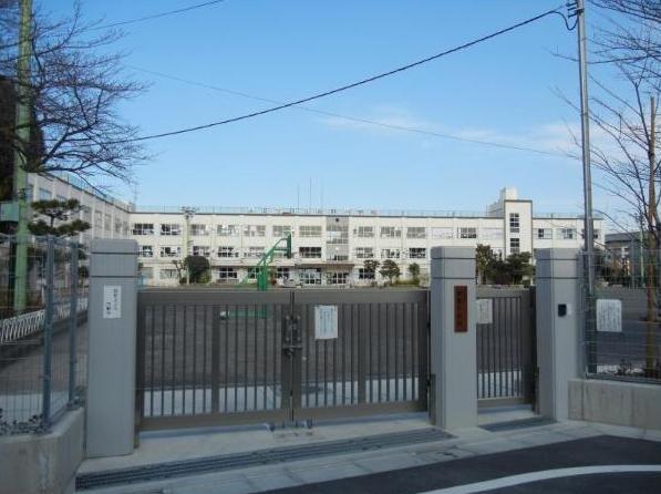 小学校　足立区立高野小学校（小学校）まで120m