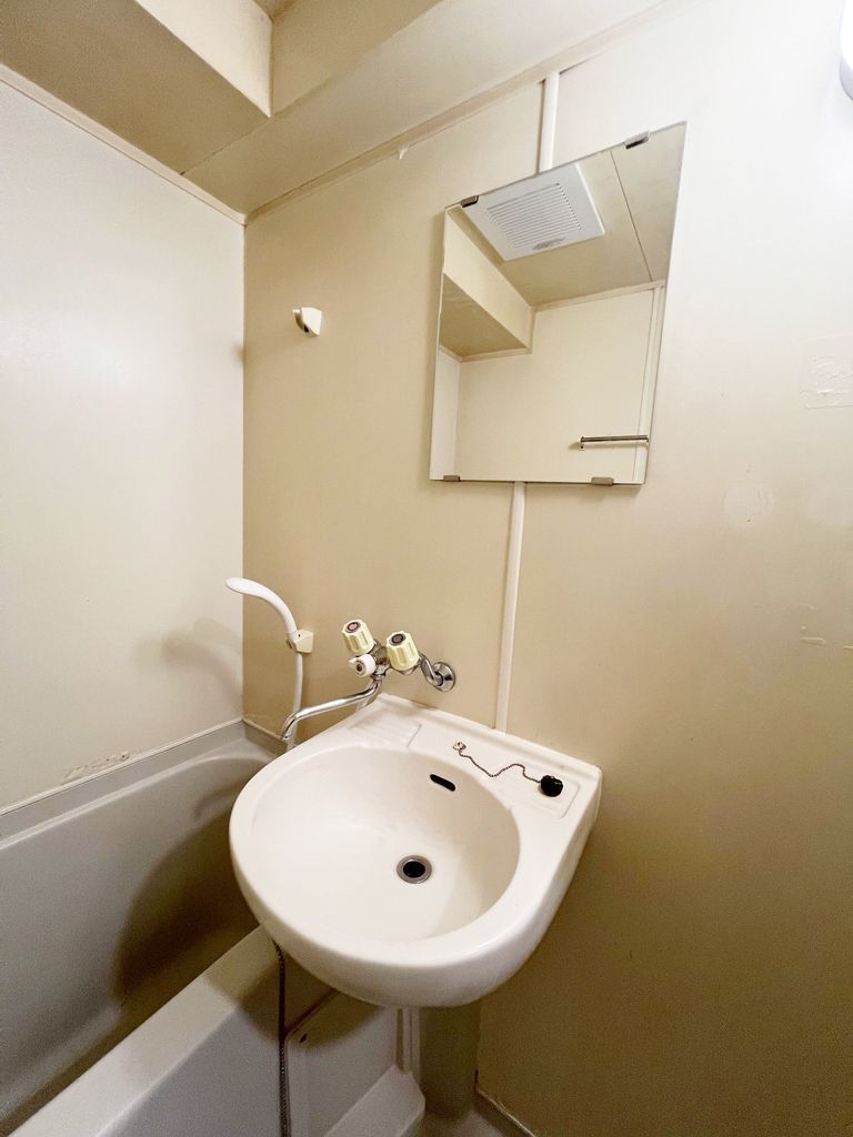 洗面設備　別部屋参考写真