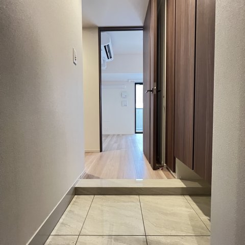 玄関　同仕様タイプです