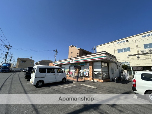 コンビニ　セブンイレブン（コンビニ）まで400m
