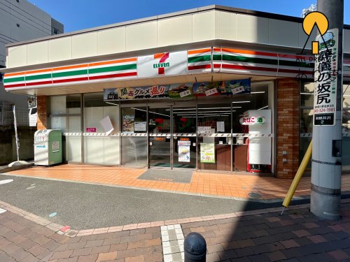 コンビニ　セブンイレブン 横浜南軽井沢店（コンビニ）まで201m