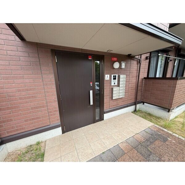Ribera Square A棟の外観写真