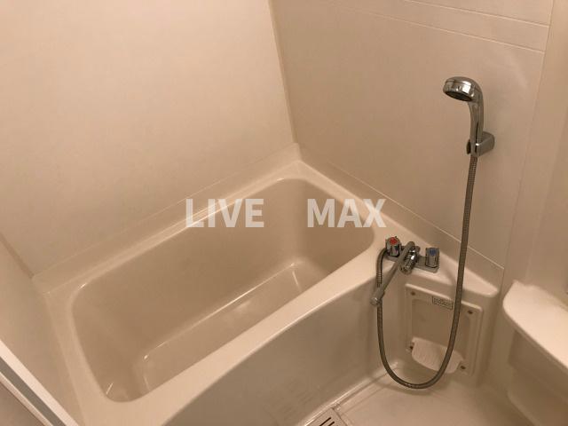 バス・シャワールーム　※別部屋のお写真になります