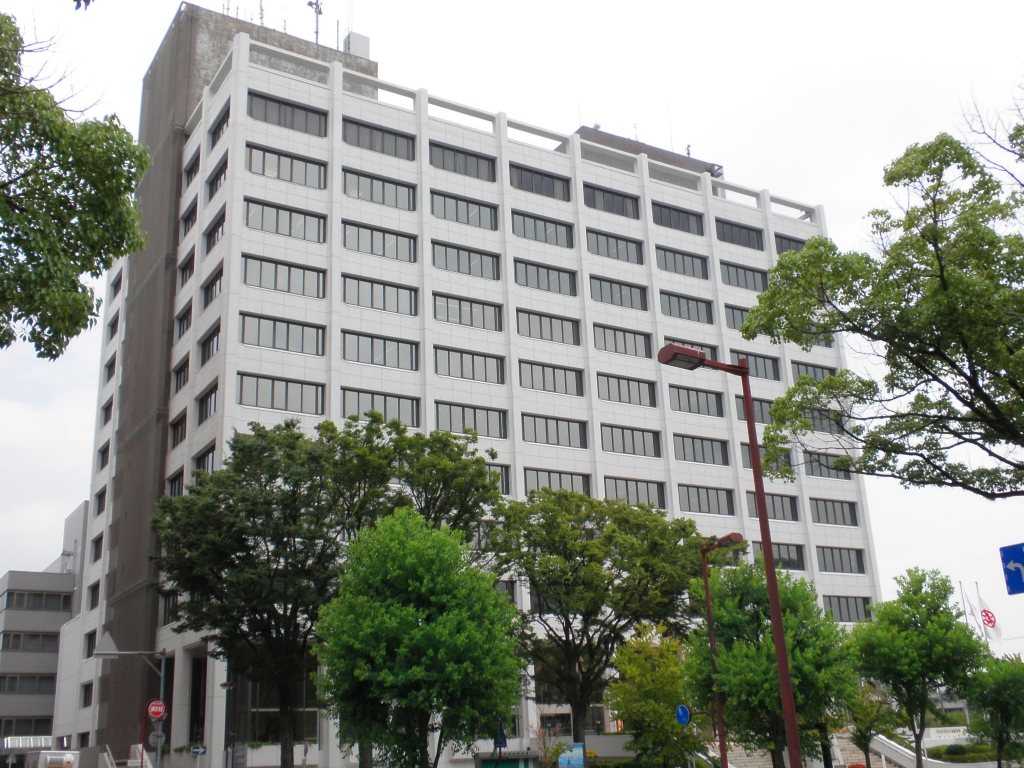 役所　四日市市役所（役所）まで1901m