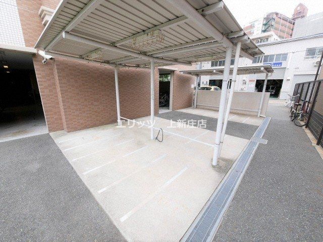 駐車場　駐輪場