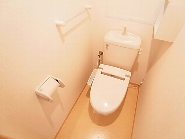 トイレ　別部屋参考写真