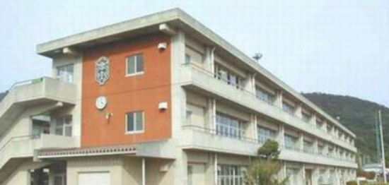 中学校　赤穂東中学校（中学校）まで2465m