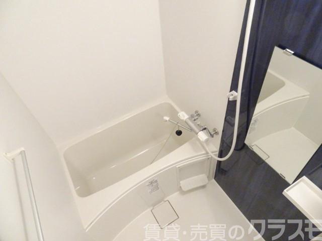 バス・シャワールーム　浴室乾燥機付きバス♪